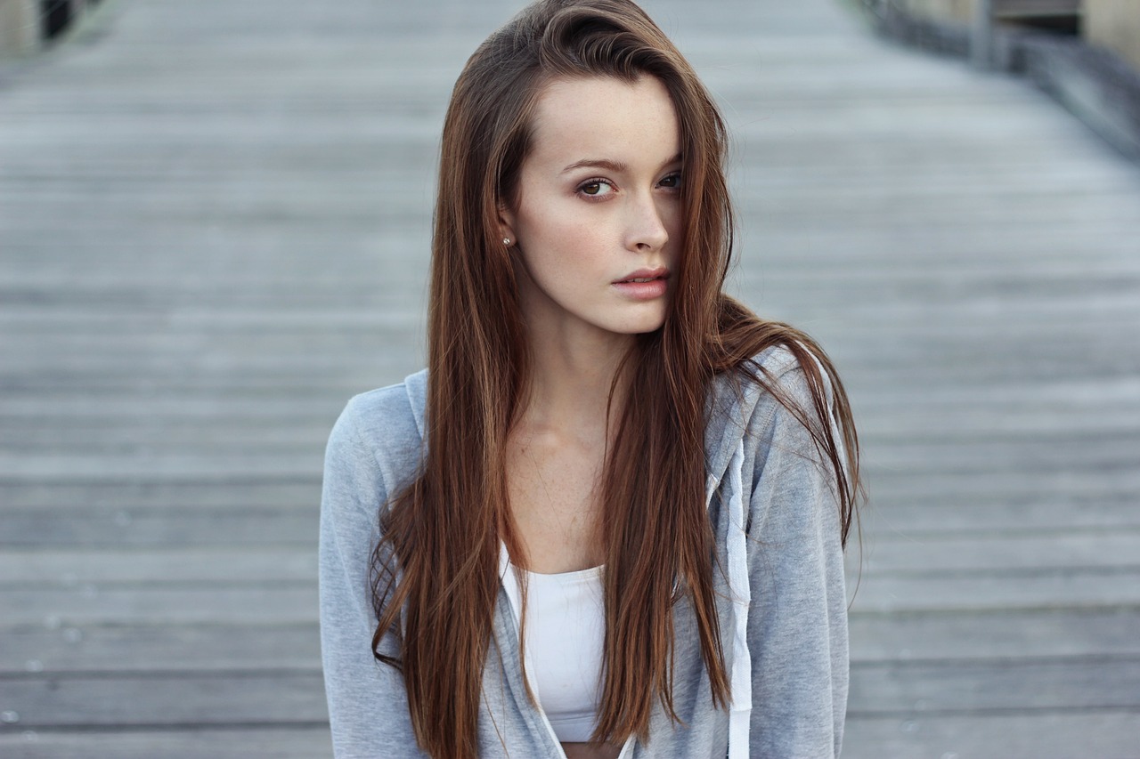 adult-1867889_1280.jpg